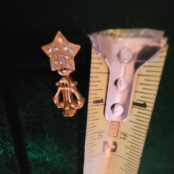 Kirk's Folly earrings for pierced ears - Picture 3 of 4